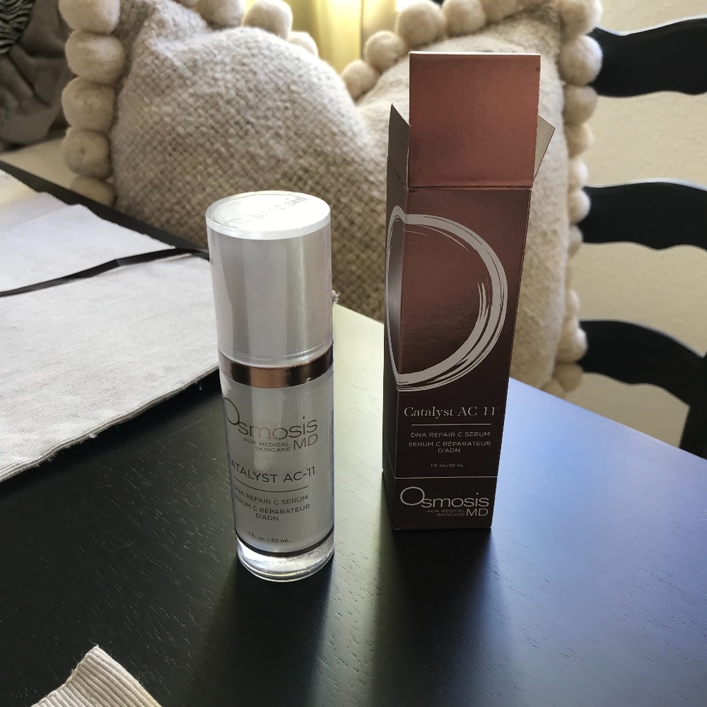 New In Box Osmosis Catalyst AC-11 Serum
